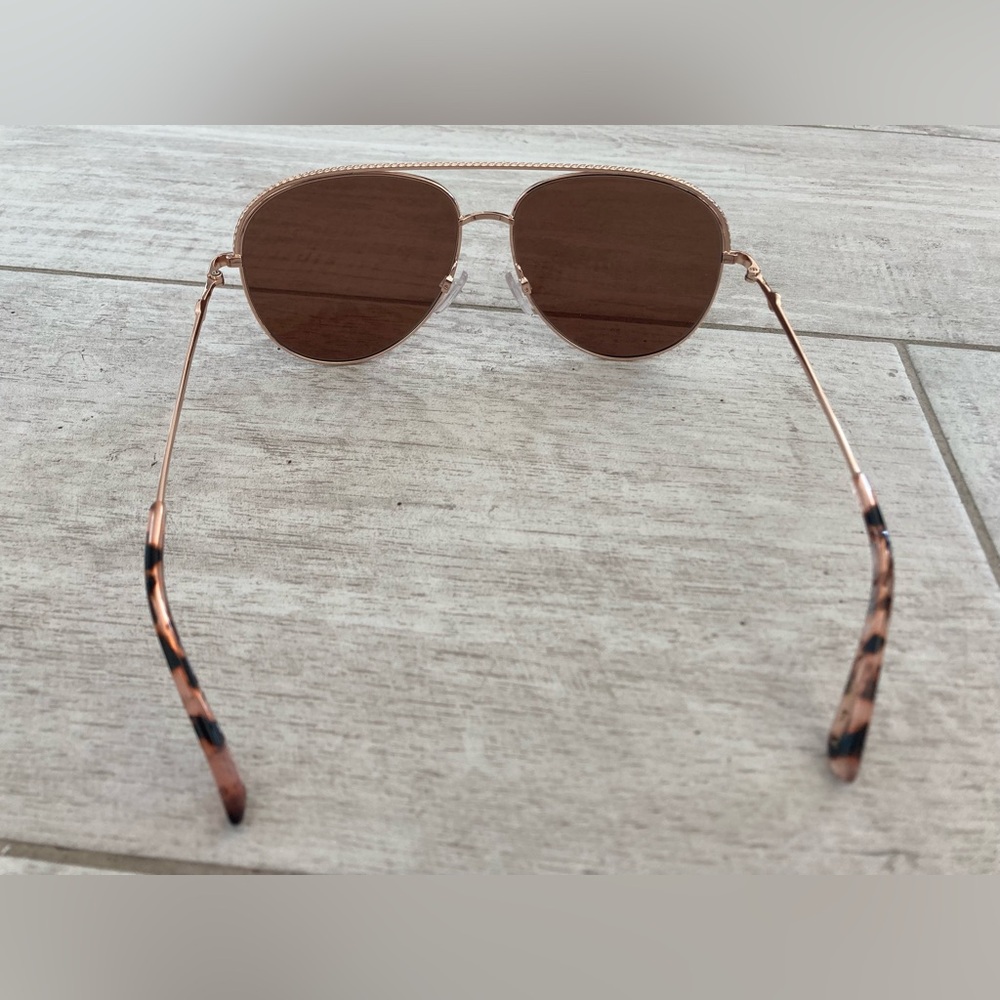 Alex Perry Aviator Rose-Gold Sunglasses - Picture 4 of 11